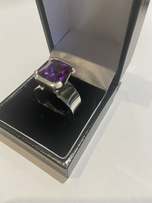 Sterling Silver Chunky Ring with a large Amethyst CZ Stone Size R